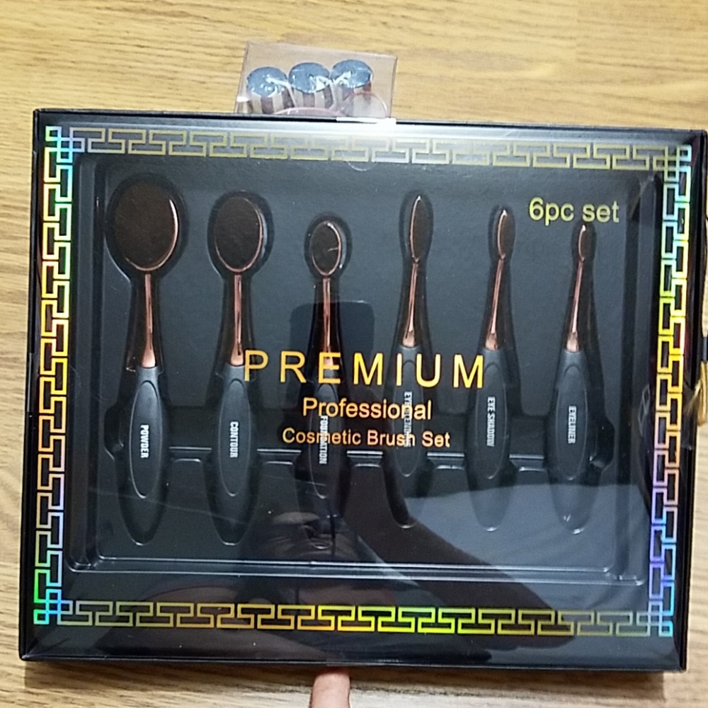 Professional premium 6 pc set cosmetic brush set